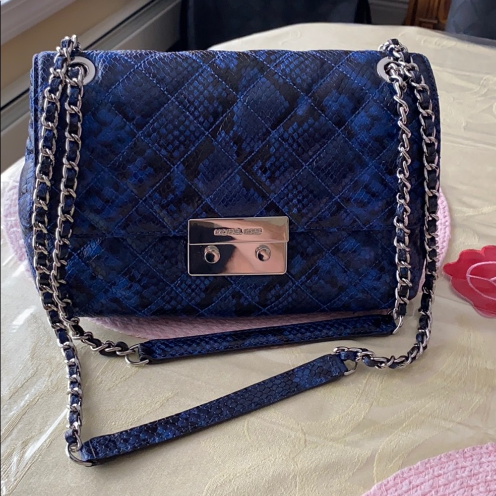 MK pocket book